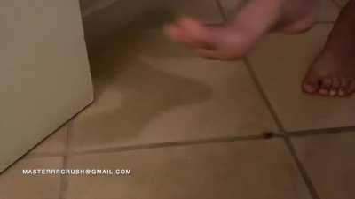 2 girls hunt down crickets bf