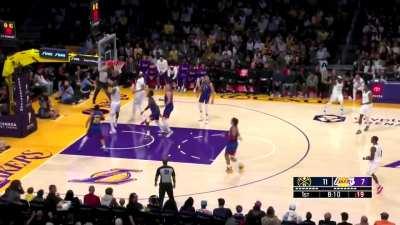 [Highlight] LeBron missing at the rim off a pass from AD