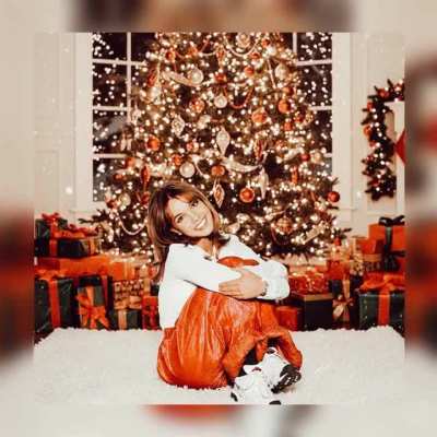 'Silent Night' lead vocals [live] ❄️