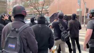 Antifa attack a Wi Spa protestor before beating up WYSIWYGTV (a streamer)