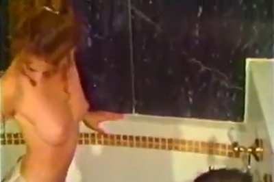 Loni Sanders pullout ruin