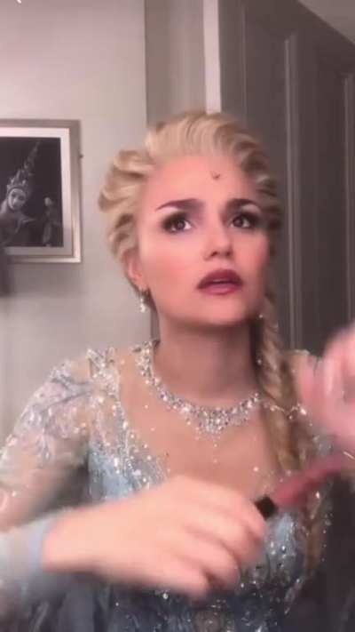 Elsa - “Am I the drama?”