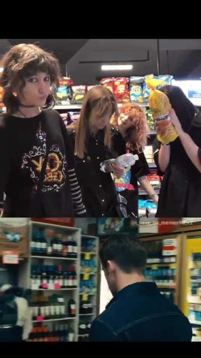 Yo y yo y los pibes en la calle ser como: 🤖🤖🤖