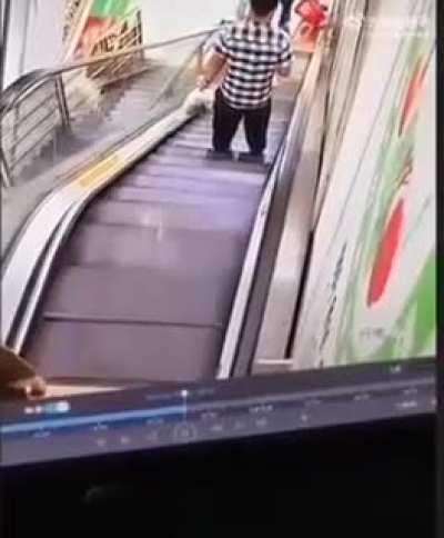 Worst Father Of The Decade Award Goes To...