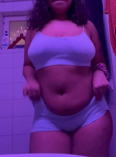 flashing my ass and tits ... happy wednesday!