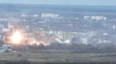RU POV: TOS-1A shelling Ukrainian positions in the Outskirts of Artemovsk/Bakhmut