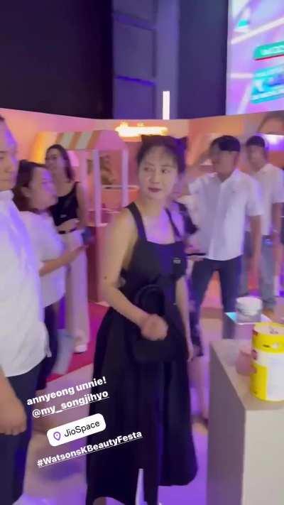 송지효's surprise visit to Malaysia today~