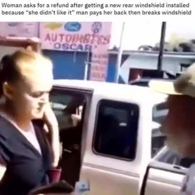 Smashing display of customer service.