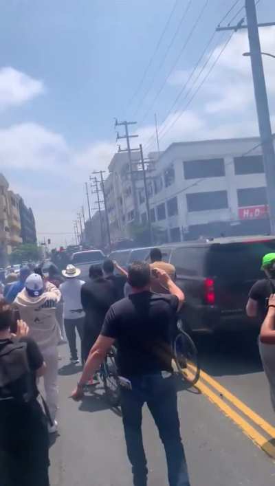 ICE/Federal Agents using multi-bang concussion grenades against crowd of community members in LA today