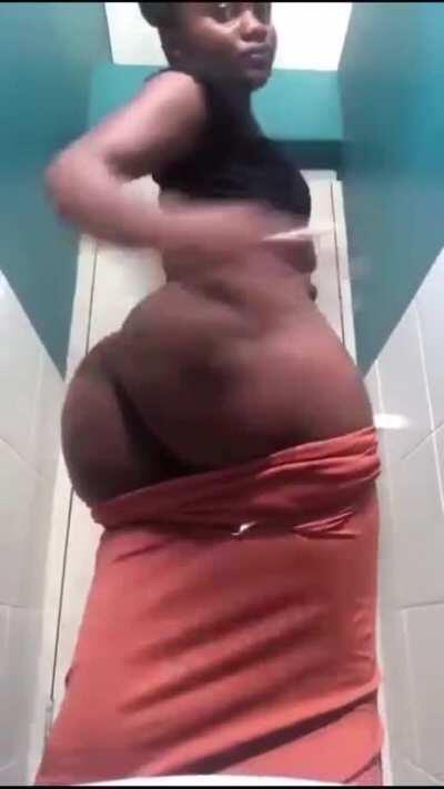 What you call a peach 🍑