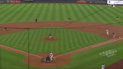 [Highlight] [Highlight] Rob Refsnyder drops a fly ball in the rain, allowing the Yankees to score an easy run with two outs