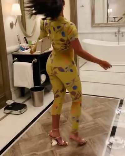 The sky is blue, the clouds are white and Jorja Smith being hot. Nothing new.