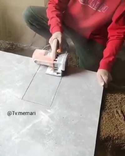 Adjustable angle measuring tool for perfect cuts