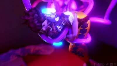 Tracer gets entangled