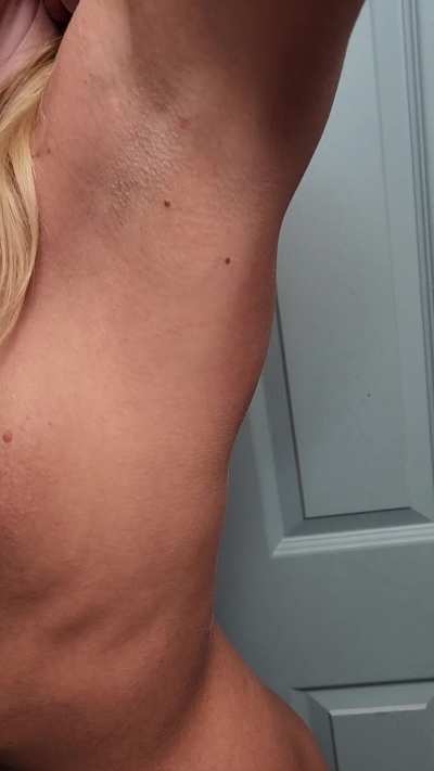 I love showing you my armpits 😘