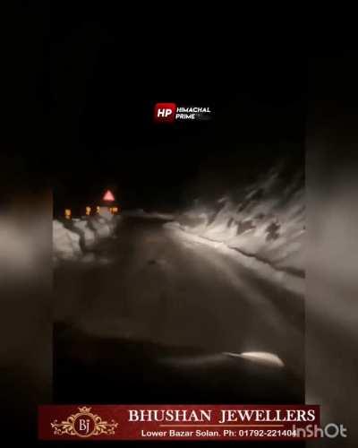 Lady ghost of Narkanda , being spotted near Baital Nala. Sightings have gone up, cause of some accidents as well. ( Showing as reported, no personal views here)