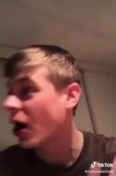 OH SHIT ITS TOM BRADY!