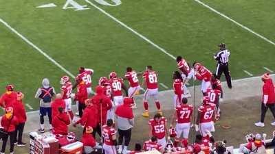 Sidelines dancing in todays game