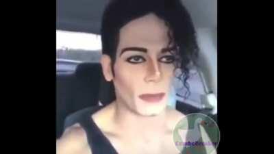 estava aposentado desde a morte da antiga capital r/orochinho mas agora voltarei a produzir memes