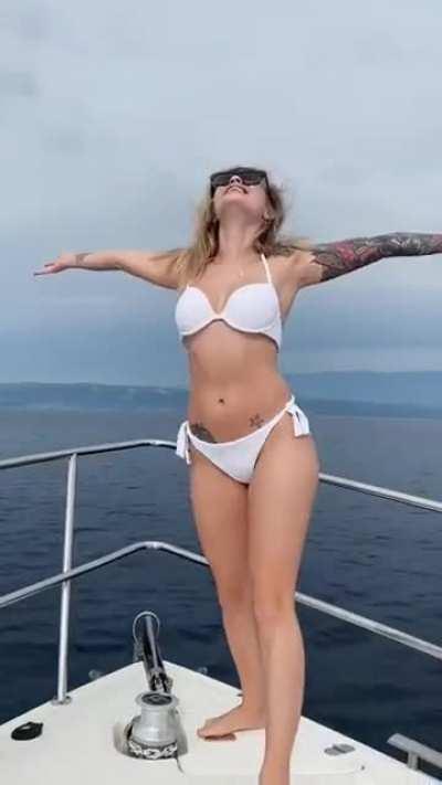 Ewelina Lisowska Polish Singer 