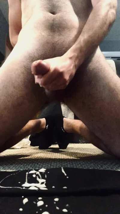 Massive Premium Alpha Cum Shot. Who wants a taste? Dm for more 💦😜❤️