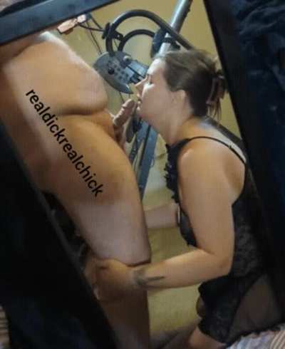 I love kissing the underside 😏