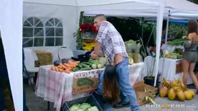 [/r/dailynsfwgifs] Banging The Farmer's Wife