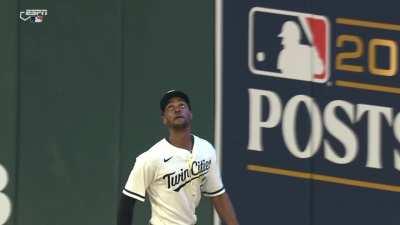 [Highlight] [Highlight] Michael A. Taylor makes a leaping grab at the wall to rob Matt Chapman.