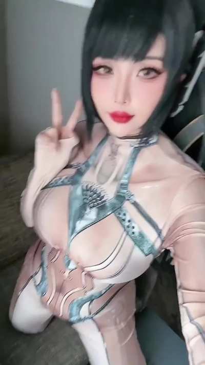 Eve from Stellar Blade live at AnimeMatsuri