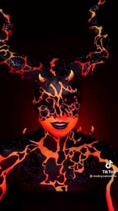 Upvote no por la chica, sino porque es muy cool; sin embargo, s&iacute; concedo que inicialmente clicki&eacute; por la chica.