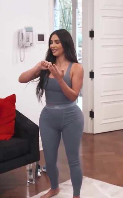 Addison Rae Clip [Cropped For Mobile]