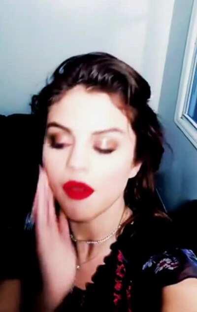 The Queen doth look bored..she appears in need of a good f**k