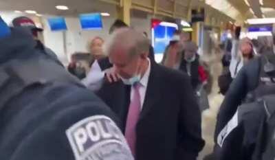 Lindsay Graham chased from DC airport by Trump cult calling him a traitor