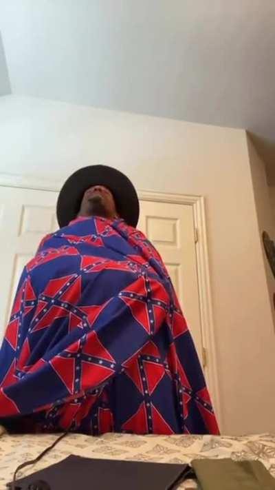 This nigga can not be a real person 😂😂