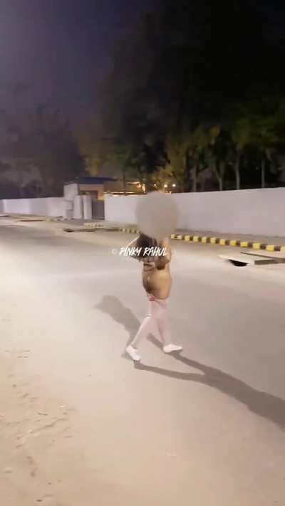 Daring Queen & Friend 3