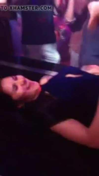 I'd love to be either of them~