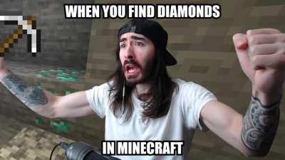 moistcr1tikal plays minecraft