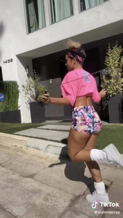 HMC while I jump rope