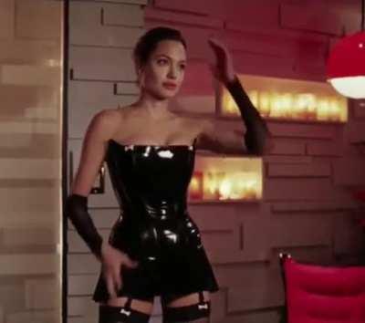 Angelina Jolie Birthday Queen