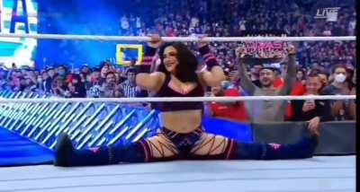 Melinas Rumble entrance 🥵