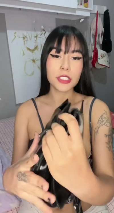 pretty latina baddie