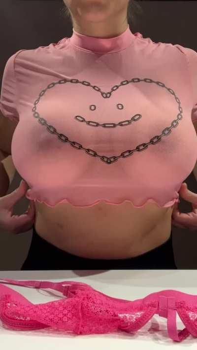 i love showing my underboob [f]