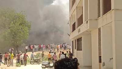 Plane crash in BJ hostel!