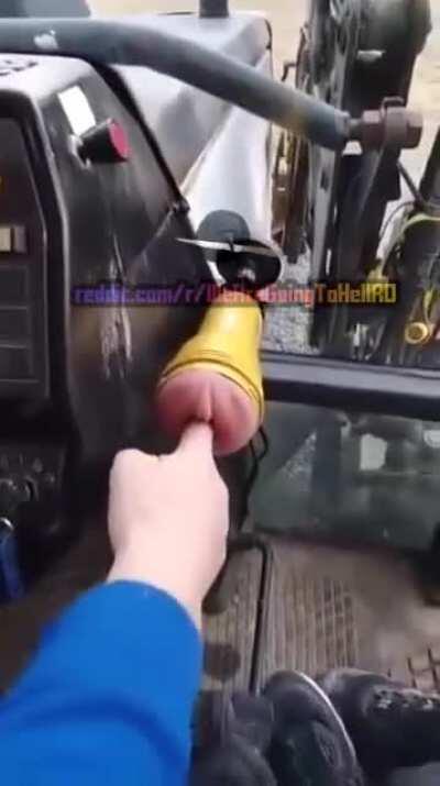 Cand te faci din ITist tractorist