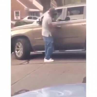 Guy gets his leg broken by his victim