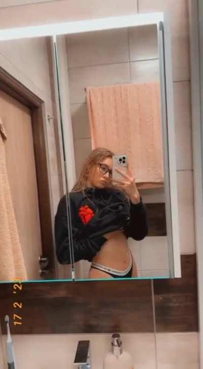 👸🏼😽🤍😇😈 @devilish_x_bae