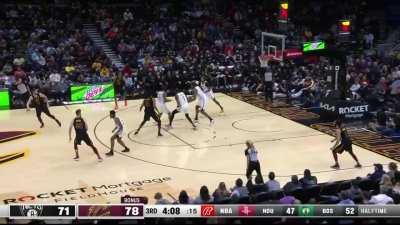 [Highlight] Kevin Durant blocks Jarrett Allen's jumper