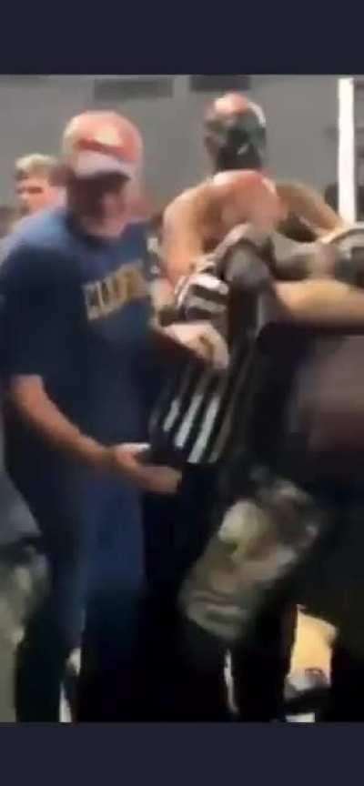 Fan forgets it’s a show.