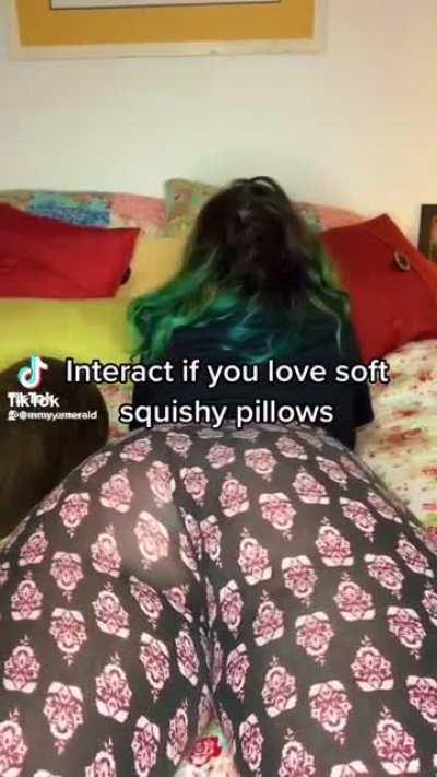 Soft & Jiggly No.130 (Pillow Time) 😱😍🤤🍑