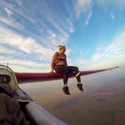 I didnt know she had a parachute and I was waiting